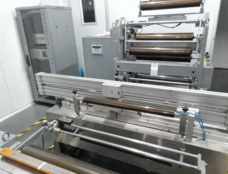 高精度测厚装置