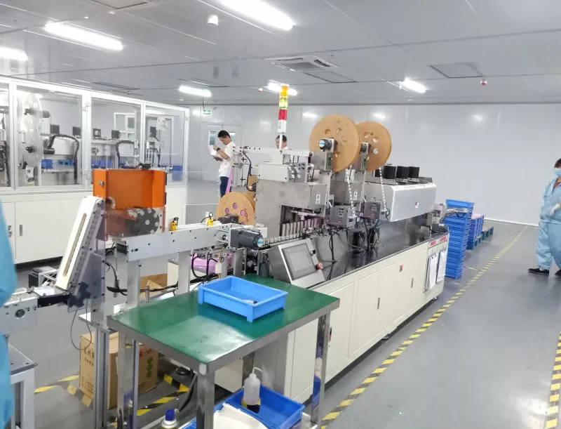 全自动多功能套膜机近景