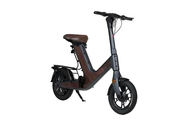 21700电芯在电动自行车和电动摩托车领域的应用带来了诸多优势